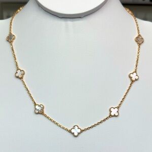 NCL9 WhiteRainbow Mother of Pearl STATION Dainty Clover Necklace 18KRoseGoldS925